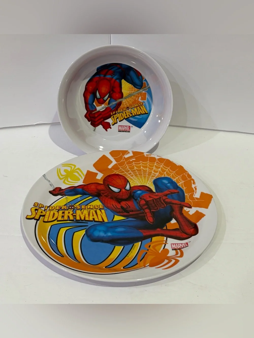 2011 Zak! Official Marvel Spider-Man Plate and Bowl Set